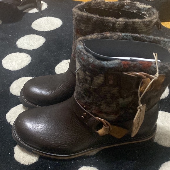 Woolrich - Picture 2 of 5